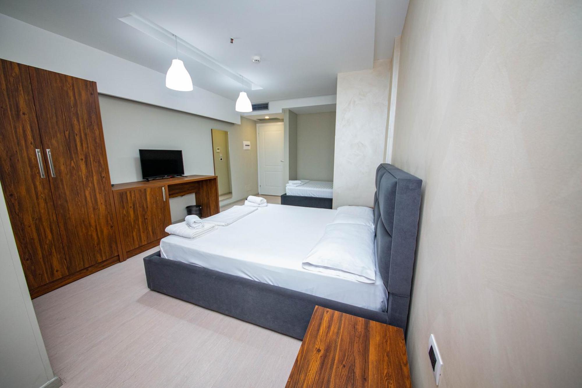 Hotel Miki Durrës Exteriér fotografie